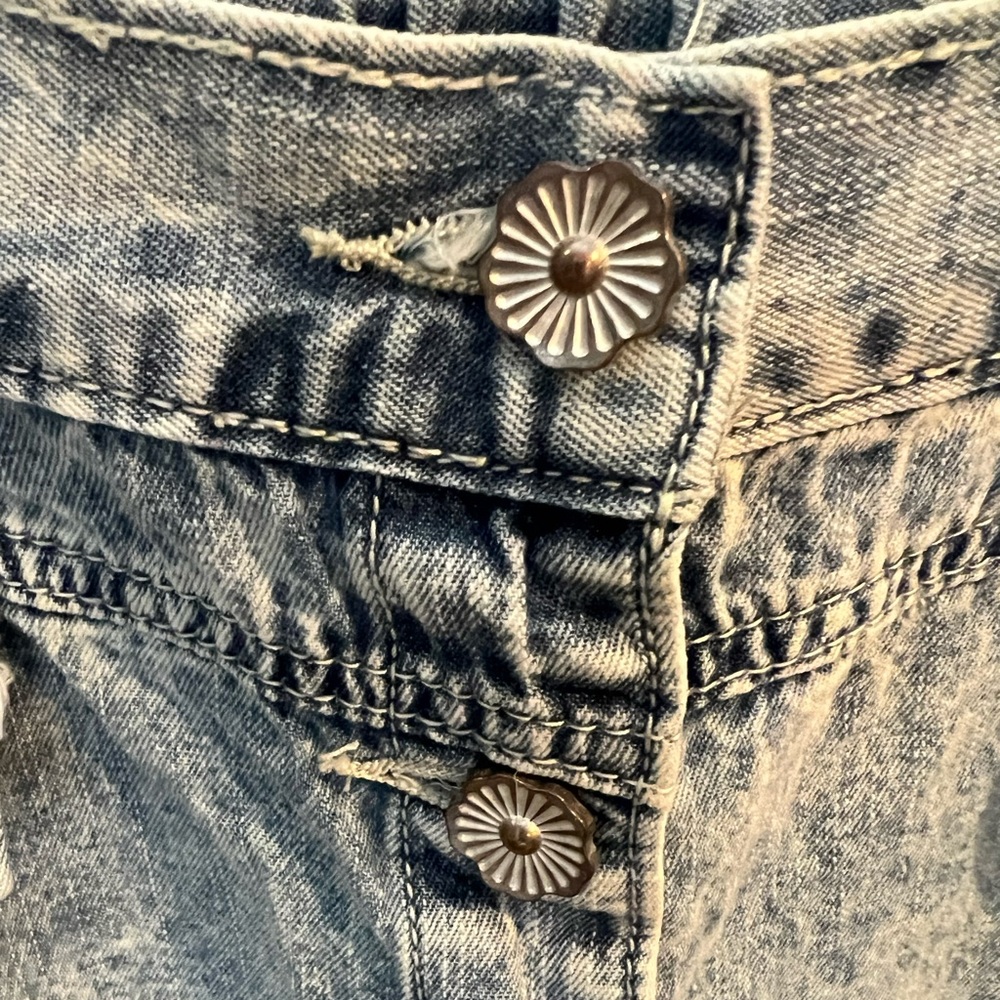 *Free Gift* POL Denim and Lace A-Line Skirt - Picture 10 of 13